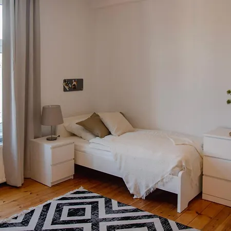 Arbio Monteurzimmer Parking Included Διαμέρισμα Grünheide