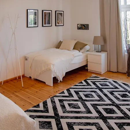 Διαμέρισμα Arbio Monteurzimmer Parking Included Grünheide