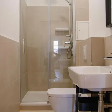 Arbio Monteurzimmer Parking Included * Grünheide