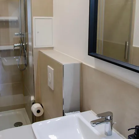 Apartment Arbio Monteurzimmer Parking Included *