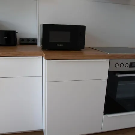 Arbio Monteurzimmer Parking Included Διαμέρισμα Grünheide