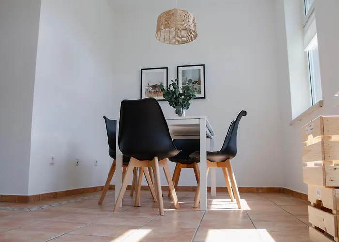 Arbio Monteurzimmer Parking Included * Grünheide