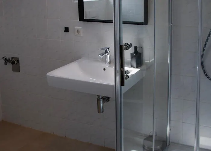 Arbio Monteurzimmer Parking Included Apartamento